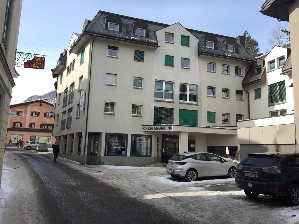 Meschihouse - Chesa Engadina Apartment Samedan Exterior foto